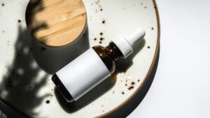 Aceite de jojoba: para qué sirve y cómo usarlo bien en tu rutina de piel y cabello