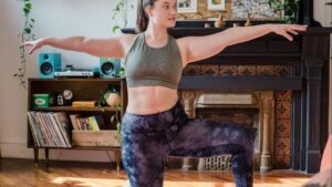 Beneficios de las pausas activas: cómo cuidar tu cuerpo durante la jornada laboral