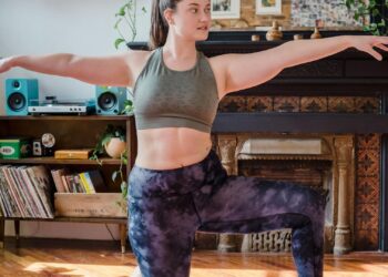 Beneficios de las pausas activas: cómo cuidar tu cuerpo durante la jornada laboral