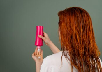 Caída del cabello en primavera: por qué ocurre y cómo cuidar tu pelo