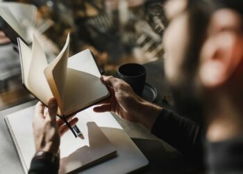 Cómo cuidar tu salud mental en el día a día: hábitos sencillos y efectivos