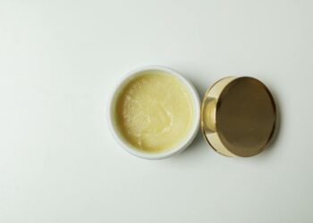 Manteca de karité: propiedades y cómo usarla en tu rutina de piel y cabello