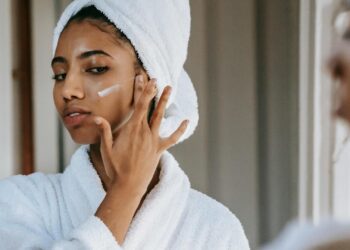 Protector solar facial: por qué es el paso más importante de tu rutina de cuidado de la piel