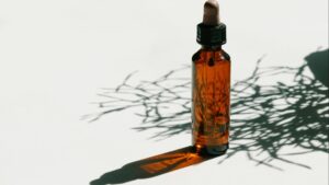 Rosa mosqueta: beneficios para la piel y cómo integrarla en tu rutina de belleza natural