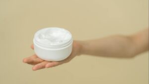 Rutina de cuidado corporal completa: pasos para una piel suave e hidratada de cabeza a pies