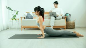 Rutina de fitness en casa para principiantes: empieza sin equipamiento y sin excusas