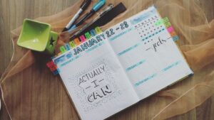 Cómo crear un hábito y que dure: guía práctica